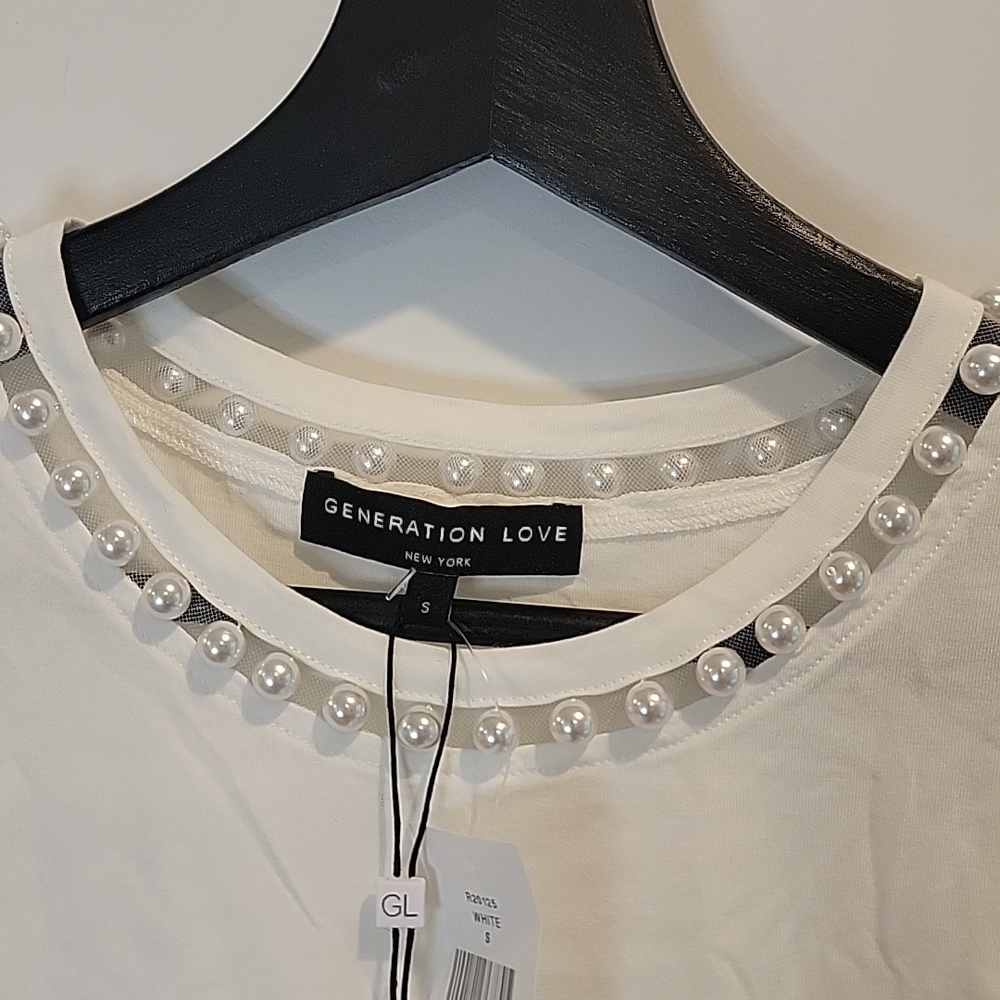 Generation Love Pearl Top, Small, White, Beautiful!!! NWT! - Picture 5 of 6